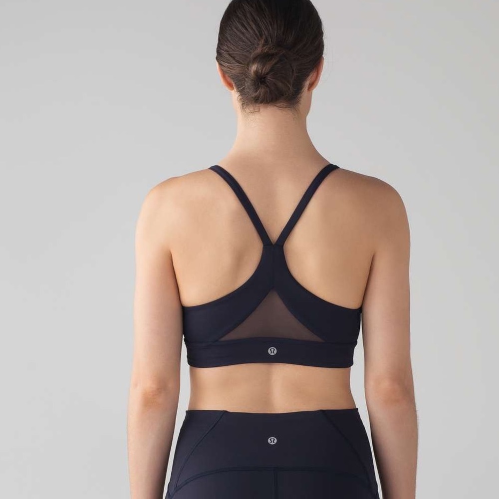 Lululemon black train times mesh sports bra 6